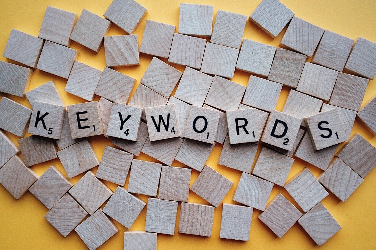 Keyword Recherche zum Finden von Keywords für die Website Optimierung